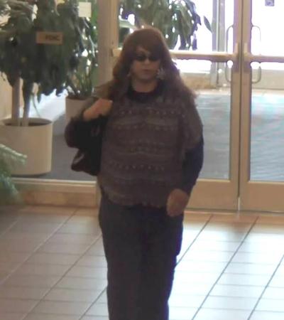 FBI Chicago – Searching for Bank Robbing Duo Known as the “Change Up Bandits”